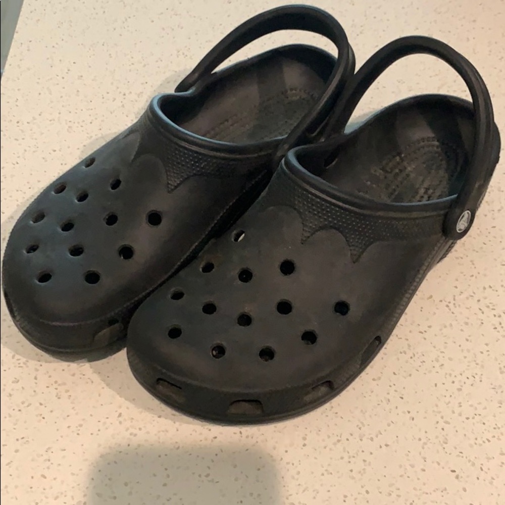 Black crocs